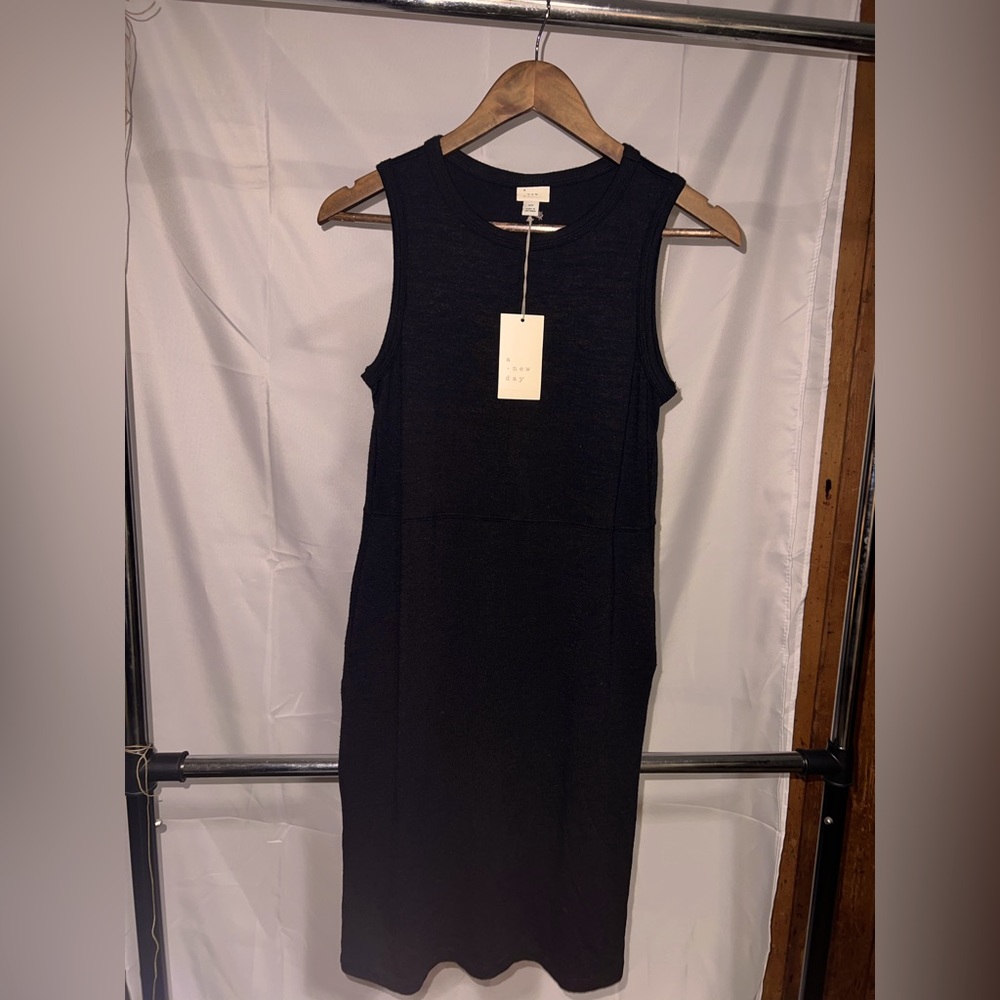 Brand new Dress with pockets